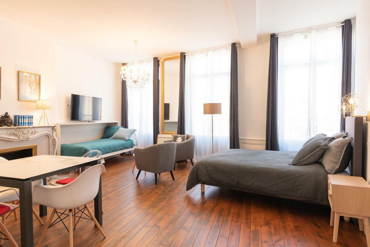 Suite Eugenie Charleville-Mézières Exteriör bild
