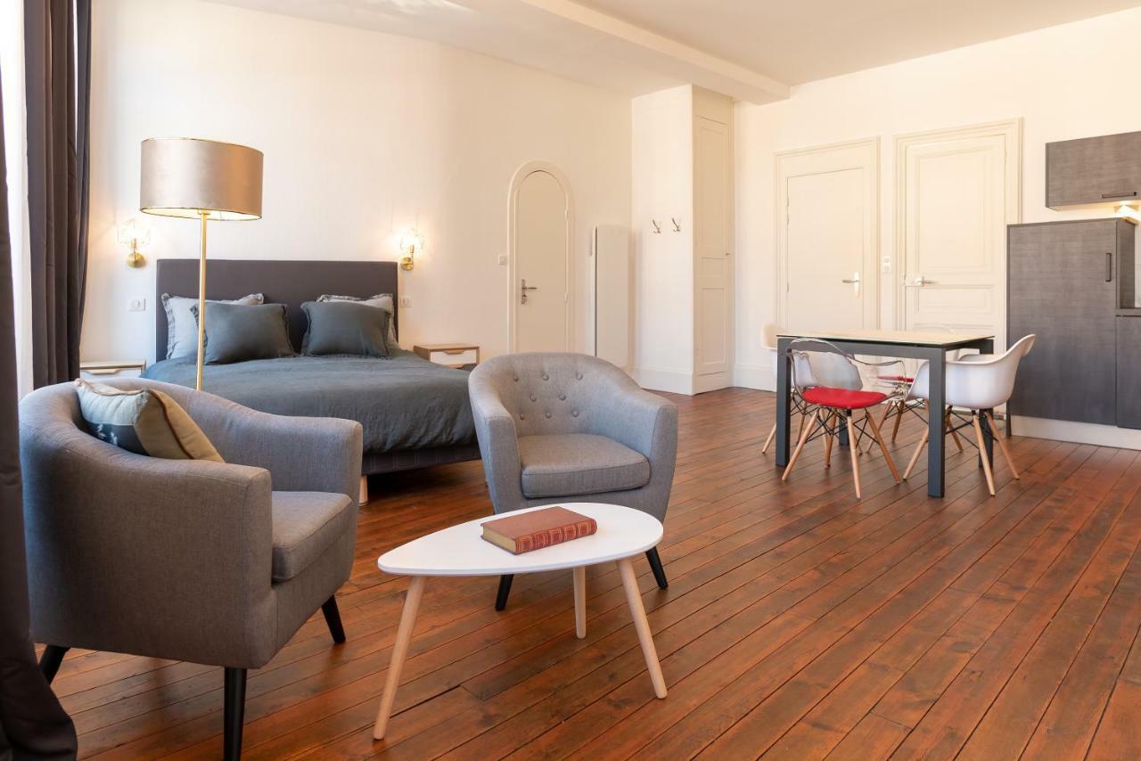 Suite Eugenie Charleville-Mézières Exteriör bild